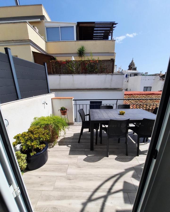 Apartaco Apartamentos Sitges Luaran gambar